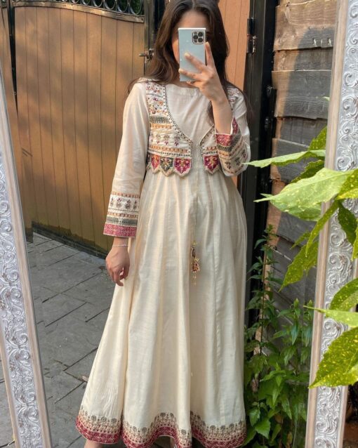 Sequance Work Rajwadi Silk Suit With Koti