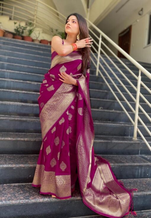 Beautiful Rich Pallu Banarasi Saree