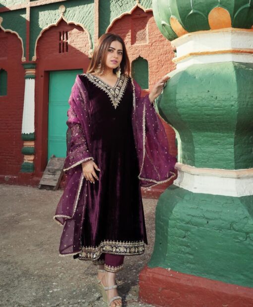 Velvet Zari Embroidered Kurti Plazzo Suit